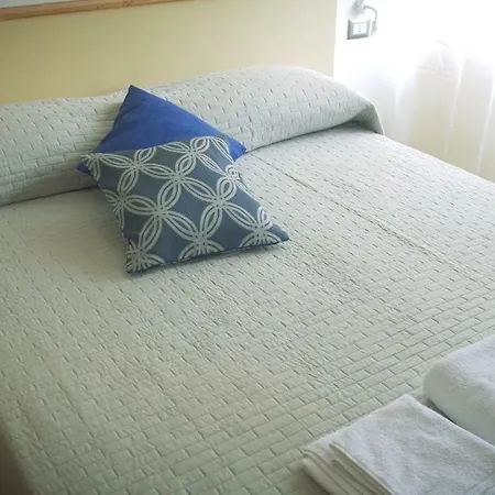 Guest house Binario 2 *